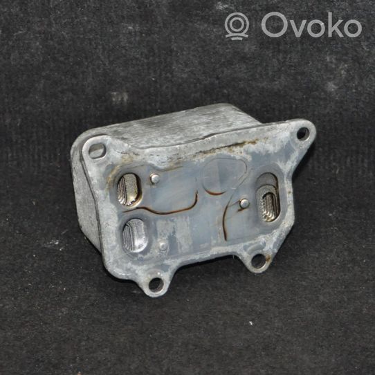 Audi A5 8T 8F Radiateur d'huile moteur 06L117021C