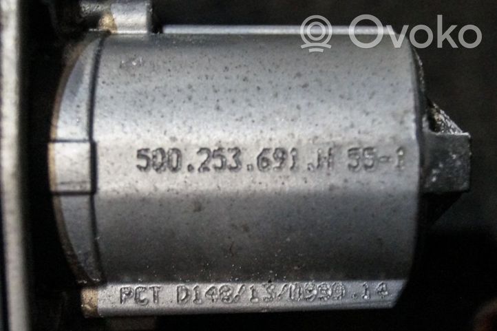 Volkswagen PASSAT B7 Intake manifold valve actuator/motor 5Q0253691H