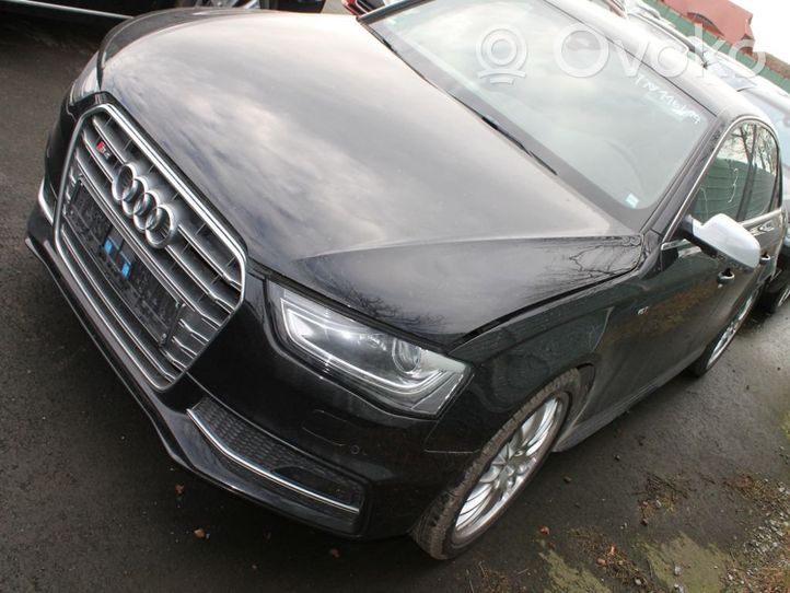 Audi A4 S4 B8 8K Venttiilikoppa 06E103472N