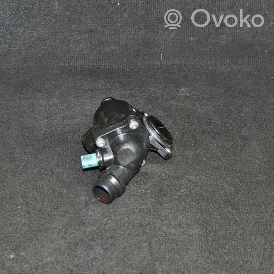 Audi A4 S4 B7 8E 8H Termostato 06B121111K