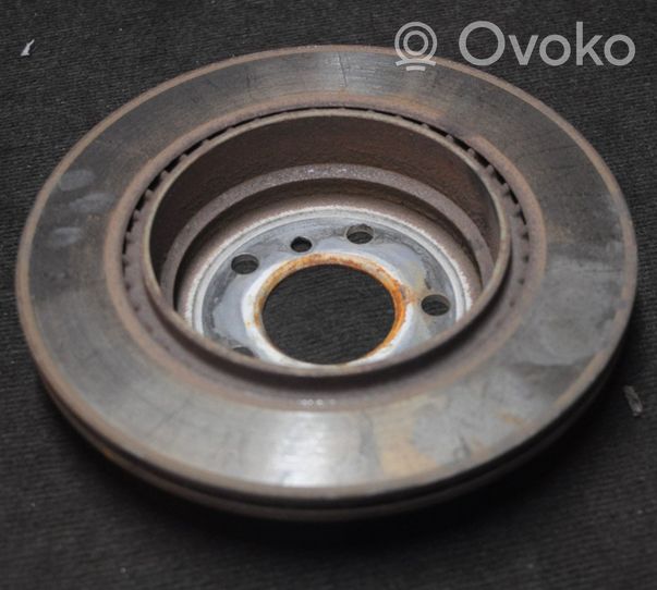 BMW 6 F12 F13 Aizmugurējais bremžu disks 6793127