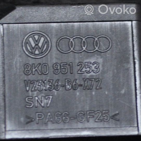 Audi Q5 SQ5 Реле аварийных фонарей 8K0951253