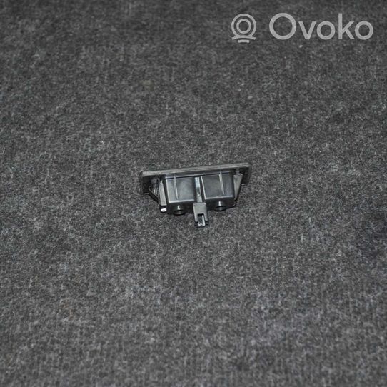 Audi Q3 8U Luce targa 4G0943021