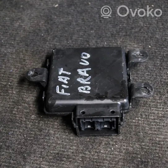 Fiat Bravo Pysäköintitutkan (PCD) ohjainlaite/moduuli 517745000263004184