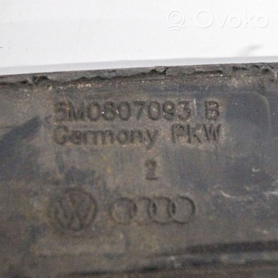 Volkswagen Golf Plus Jäähdyttimen alatuen suojapaneeli 5M0807093B