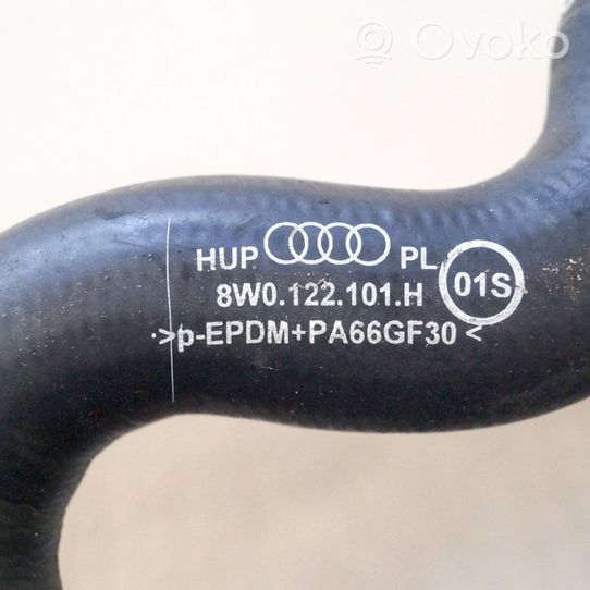 Audi A4 S4 B9 Tubo flessibile del liquido di raffreddamento del motore 8W0122101H