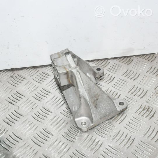 BMW 5 F10 F11 Kita variklio skyriaus detalė 6781235