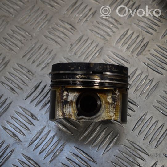 Mazda 6 Piston 