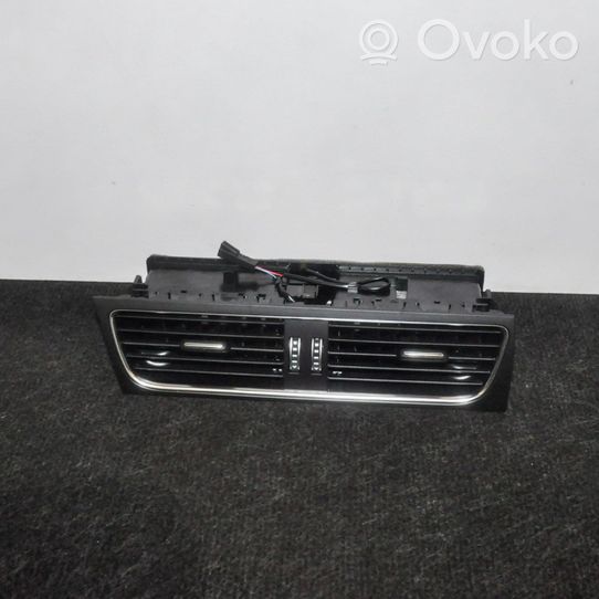 Audi A5 8T 8F Garniture, panneau de grille d'aération 8T1820951E