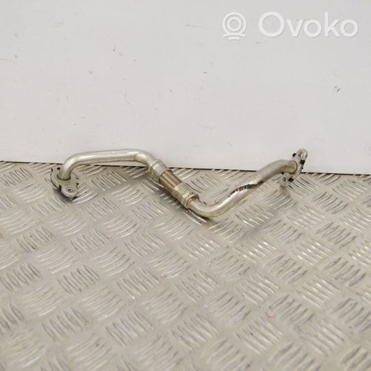 Skoda Yeti (5L) Rura / Wąż dolotowy powietrza 03C145735F