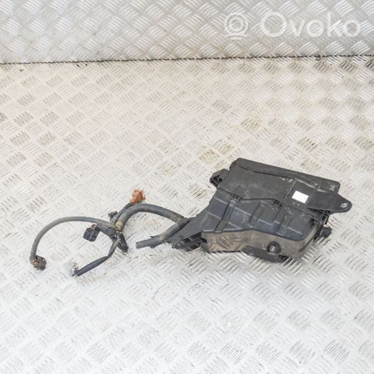 Toyota RAV 4 (XA30) Skrzynka bezpieczników / Komplet 8266242190