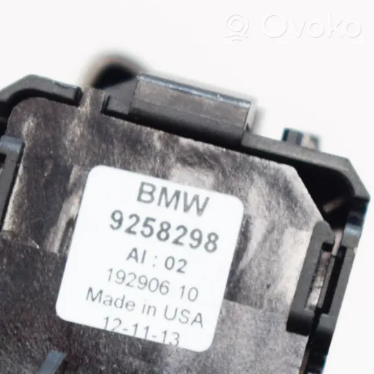 BMW 2 F45 Inne przełączniki i przyciski 9258298