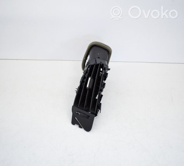 Opel Astra J Copertura griglia di ventilazione cruscotto 13300560