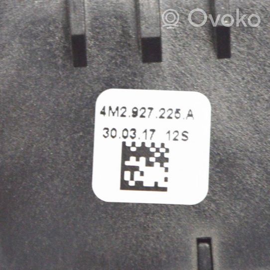 Audi A4 S4 B9 Przycisk / Włącznik hamulca ręcznego 4M2927225A