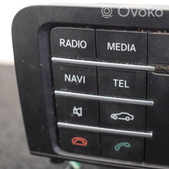 Mercedes-Benz GLA W156 Panel / Radioodtwarzacz CD/DVD/GPS 