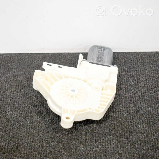 Audi A6 C7 Galinis varikliukas langų pakėlėjo 8K0959811A