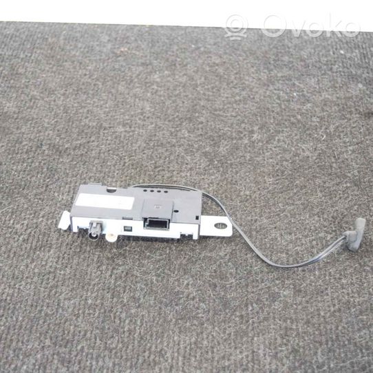 Opel Zafira C Aerial antenna amplifier 20940242421251063