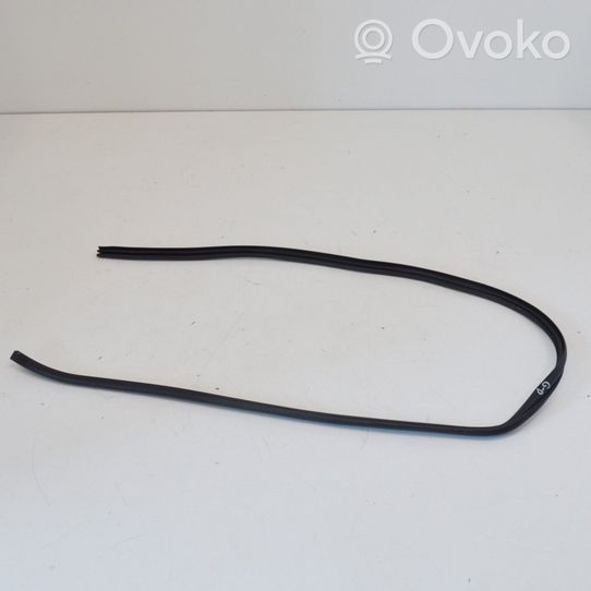 Toyota Yaris Rubber seal rear door 