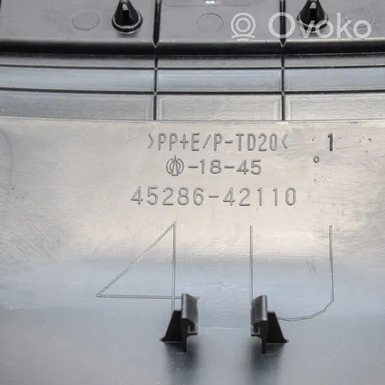 Toyota RAV 4 (XA40) Element deski rozdzielczej 