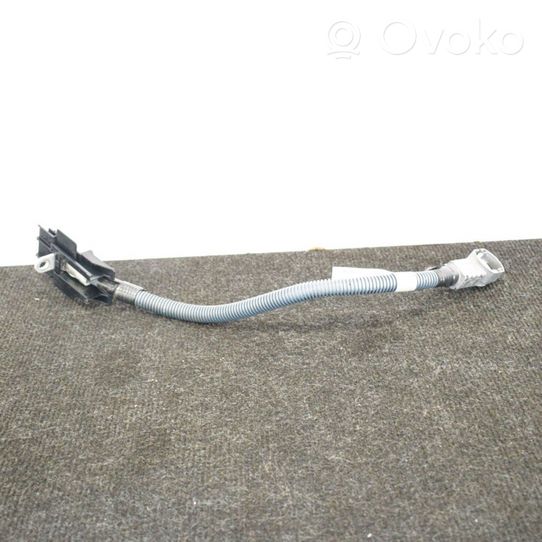 Toyota RAV 4 (XA40) Minus / Klema / Przewód akumulatora 82823330318211248