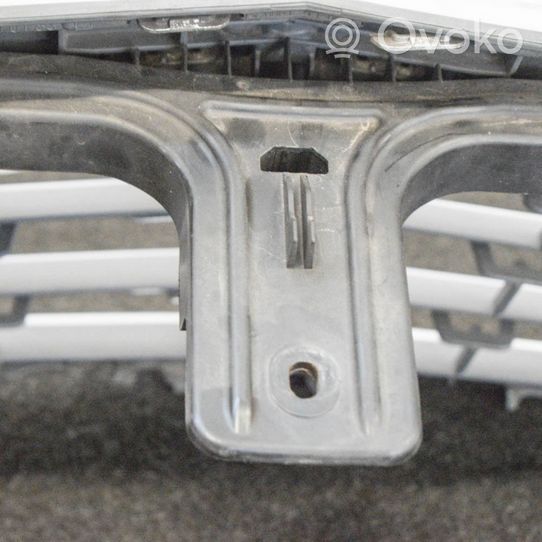 Mercedes-Benz E W212 Front grill A2128800183