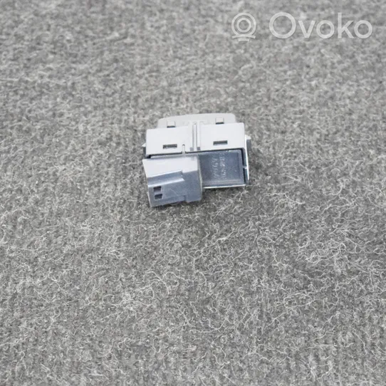 Volvo V70 Other switches/knobs/shifts 31343099