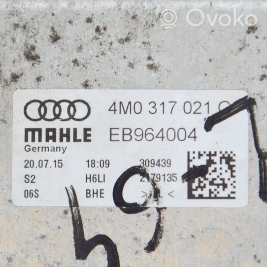 Audi A7 S7 4G Radiatore dell’olio del motore 4M0317021G