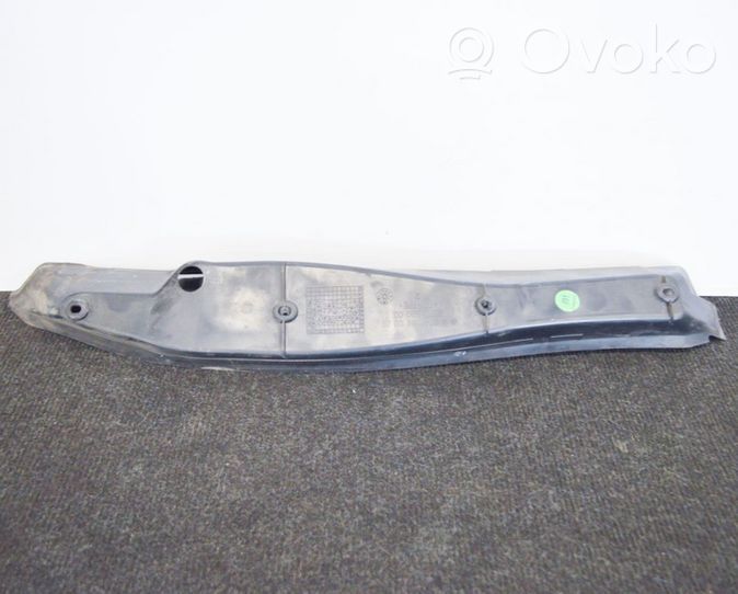 Mercedes-Benz C W204 Panel wykończeniowy błotnika A2048890225