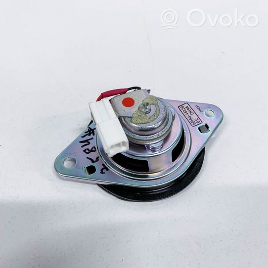 Lexus RX 330 - 350 - 400H Garsiakalbis (-iai) priekinėse duryse 8616048320