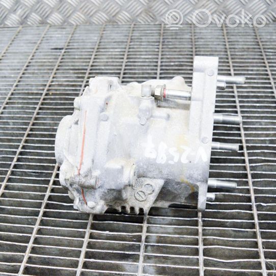 Toyota RAV 4 (XA40) Skrzynia rozdzielcza / Reduktor 