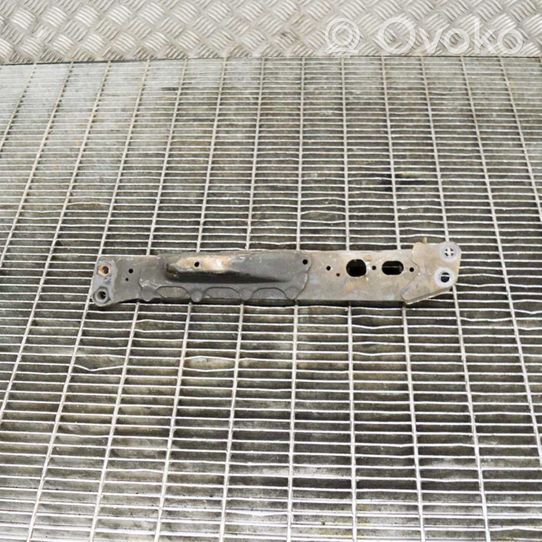 Toyota Verso Support, fixation radiateur 