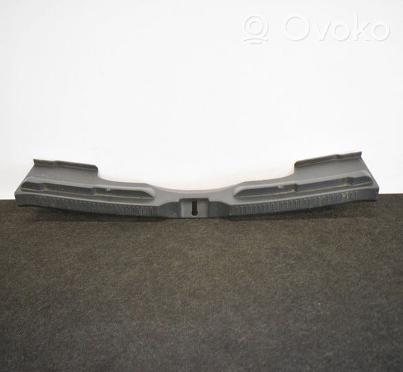 Toyota Verso Protection de seuil de coffre 647160F020