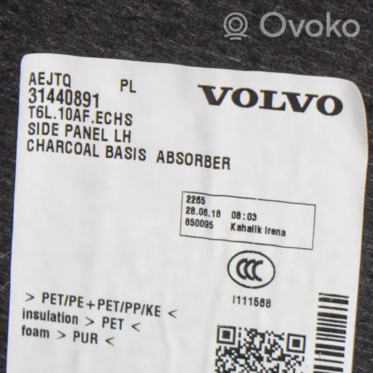 Volvo XC40 Tavaratilan/takakontin alempi sivuverhoilu 31440891