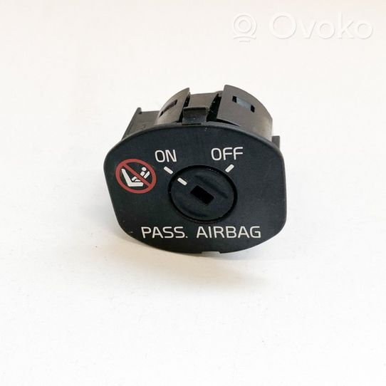 Volvo V60 Passenger airbag on/off switch 30795214