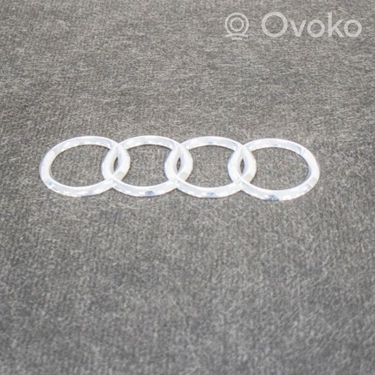 Audi A6 S6 C6 4F Emblemat / Znaczek tylny / Litery modelu 4E0853742