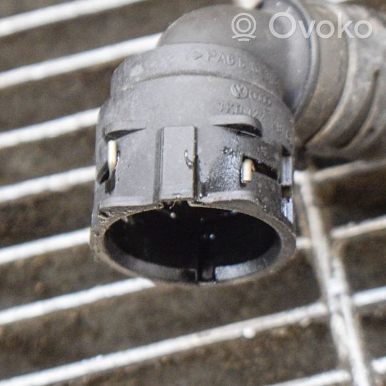 Audi Q3 8U Tuyau de liquide de refroidissement moteur 5N0122157AM