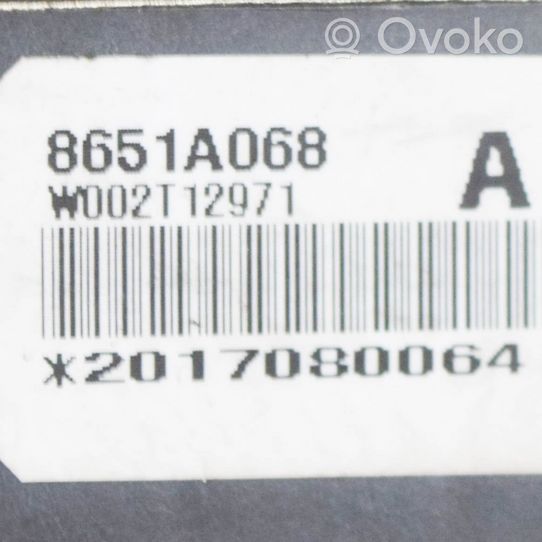 Mitsubishi L200 Датчик удара надувных подушек 8651A068