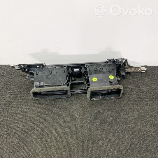 Audi A7 S7 4G Lango oro grotelės 4G1820951F6PS