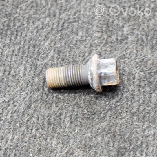 Mercedes-Benz A W176 Nuts/bolts 