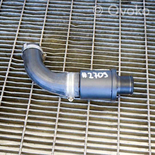 Ford Transit -  Tourneo Connect Tube d'admission de tuyau de refroidisseur intermédiaire 4012600A