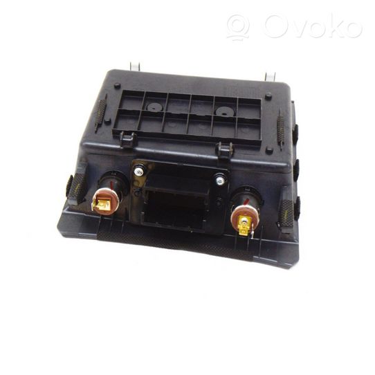 Hyundai Ioniq Glove box 84675G2000