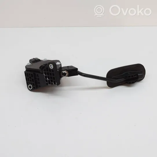 Toyota Prius (XW50) Accelerator throttle pedal 1988001960