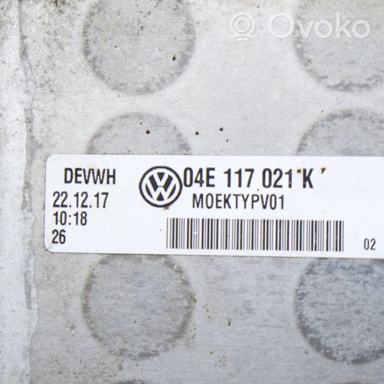 Audi A4 S4 B9 Transmisijas eļļas dzesētājs 04E117021K