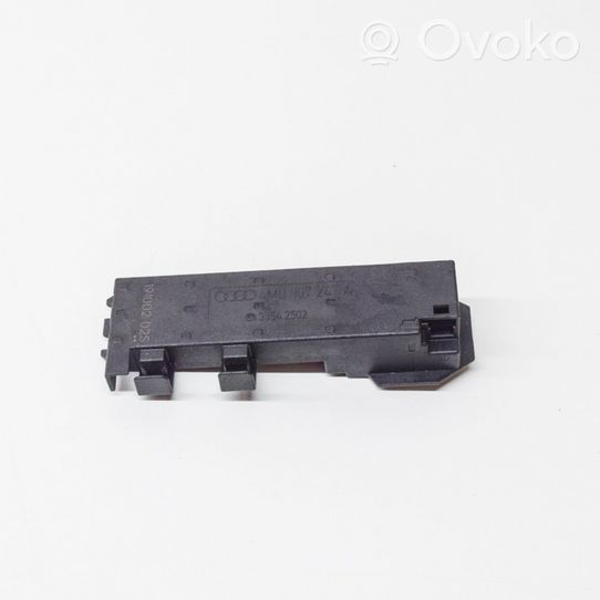 Audi A6 S6 C8 4K Radion pystyantenni 4M0907247A