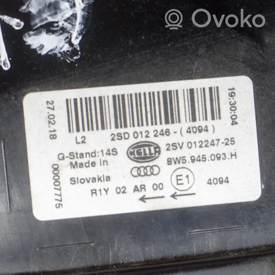 Audi A4 S4 B9 Lampy tylnej klapy bagażnika 2SD012246