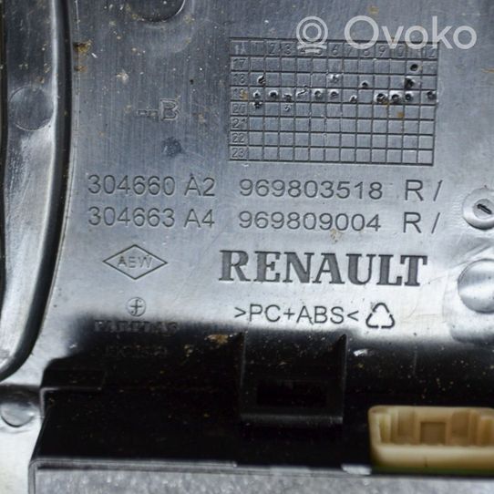 Renault Captur Światło fotela przedniego 969809004