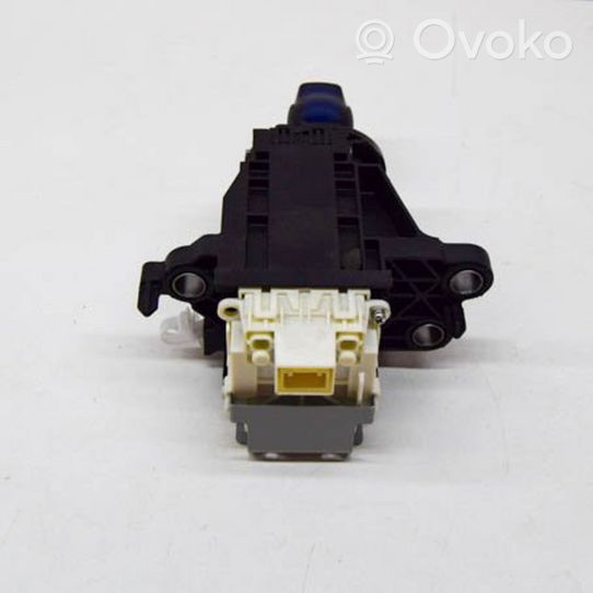 Toyota Prius (XW50) Gear shifter/selector 75G202