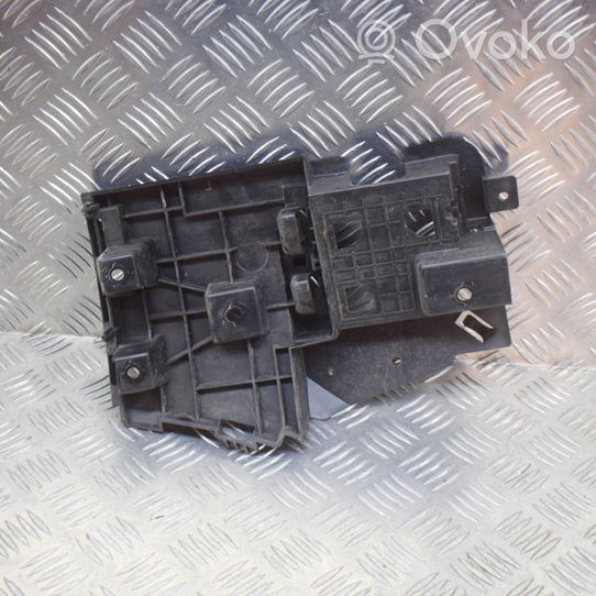 Volvo V60 Staffa angolare del supporto di montaggio del paraurti 31352284