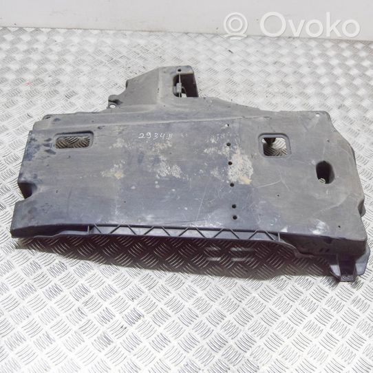 Toyota Prius (XW50) Autres pièces de carrosserie 5762847020