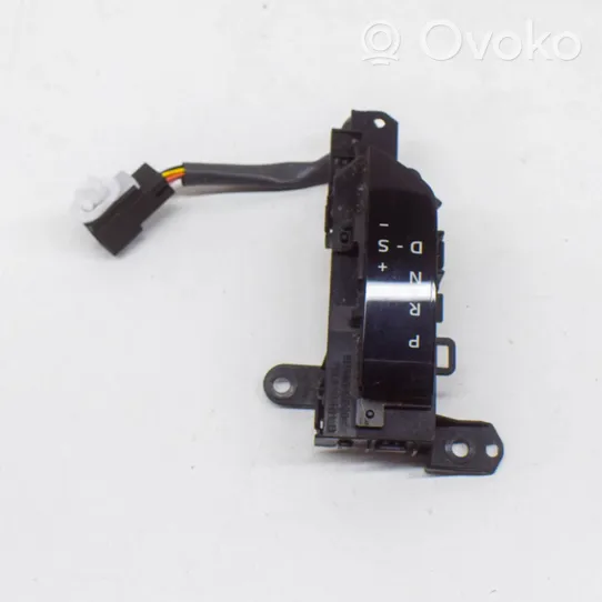 Toyota RAV 4 (XA50) Indicatore di cambio marcia 76L819